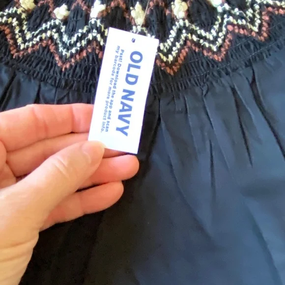 NWT Old Navy Off-the-Shoulder Flutter Sleeve Top - Picture 8 of 10